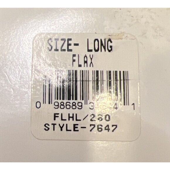 Liz Claiborne Sheer Pantyhose Size LONG Color Flax Style 7647 - Picture 4 of 7